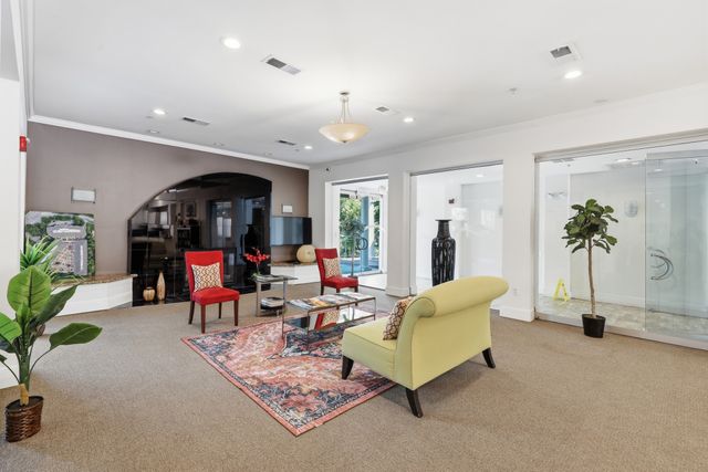 3102 Kings Road 2212, Dallas, TX 75219