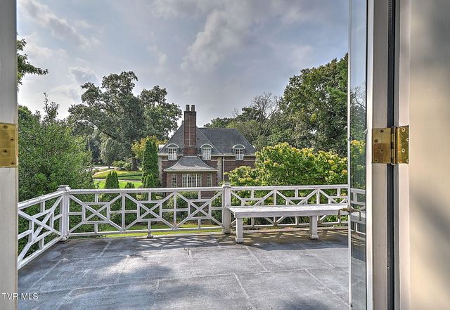 1261 Watauga Street, Kingsport, TN 37660