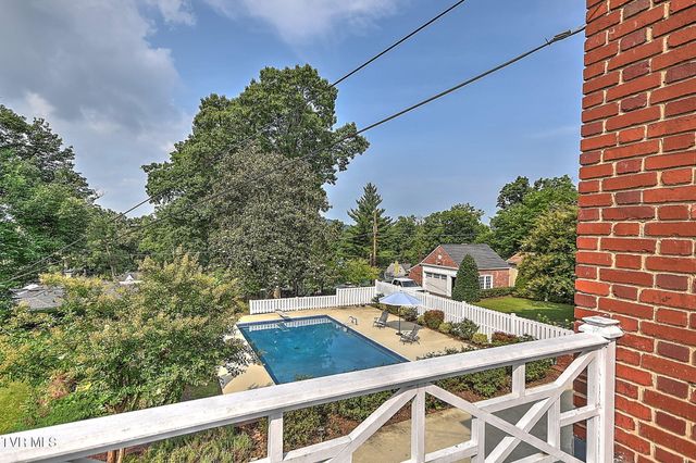 1261 Watauga Street, Kingsport, TN 37660