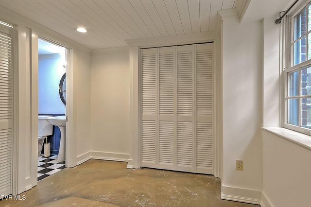 1261 Watauga Street, Kingsport, TN 37660