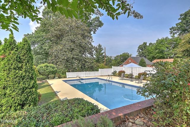 1261 Watauga Street, Kingsport, TN 37660