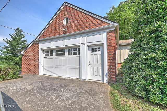 1261 Watauga Street, Kingsport, TN 37660