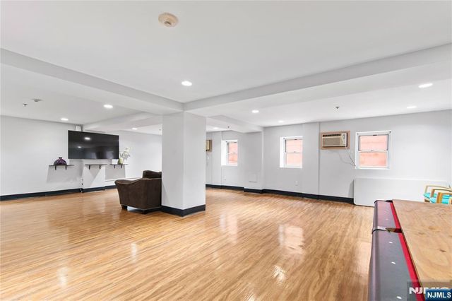 70 Munn Avenue, East Orange, NJ 07018