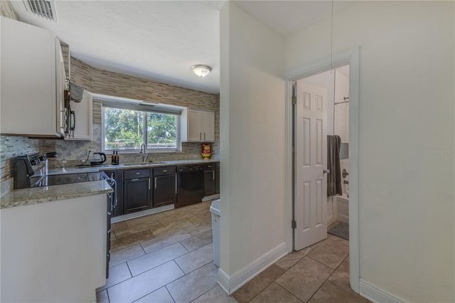 2639 28TH AVENUE N, St Petersburg, FL 33713