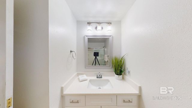 527 Beach Club Trail D-1502, Gulf Shores, AL 36542