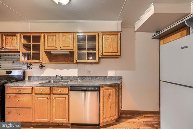 8446 LOCH RAVEN BLVD, Baltimore, MD 21286