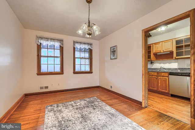 8446 LOCH RAVEN BLVD, Baltimore, MD 21286