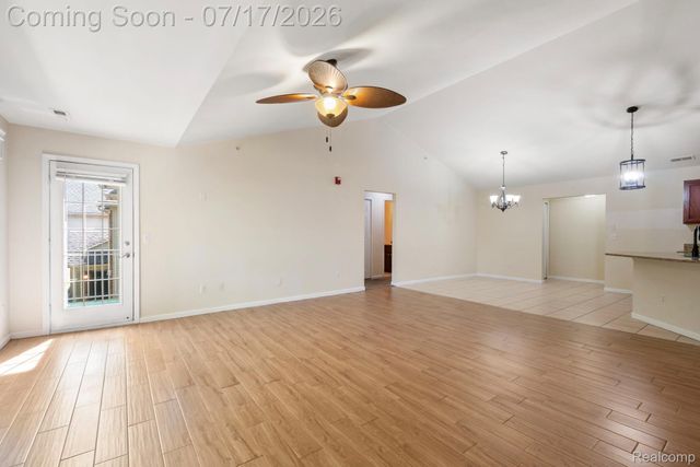 12121 Hidden View Court, Utica, MI 48315