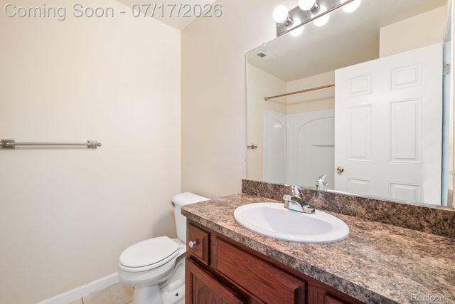 12121 Hidden View Court, Utica, MI 48315