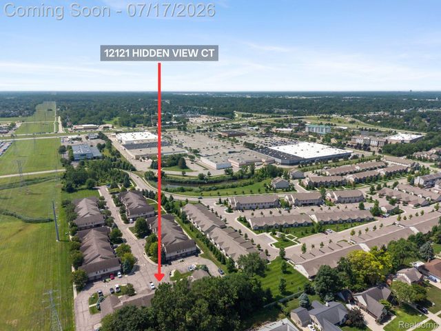 12121 Hidden View Court, Utica, MI 48315