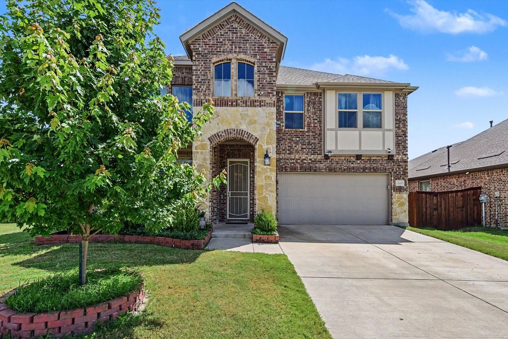 1869 Arbor Drive, Forney, TX 75126