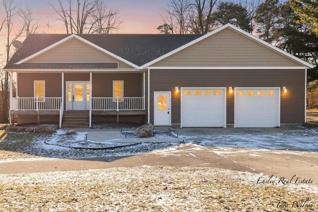 425 Martindale Street Nw, Sparta Vllg, MI 49345