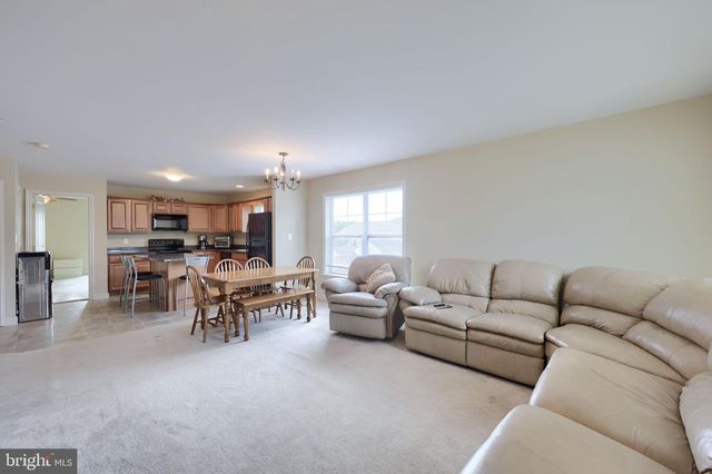 39 TOLL GATE STA, Lancaster, PA 17601