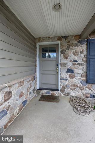 39 TOLL GATE STA, Lancaster, PA 17601