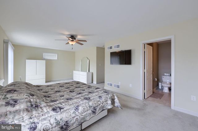 39 TOLL GATE STA, Lancaster, PA 17601