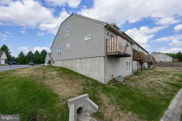 39 TOLL GATE STA, Lancaster, PA 17601
