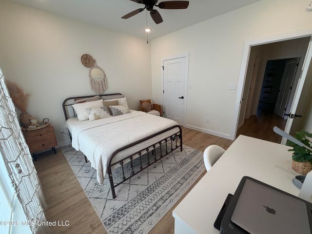 232 Cross Creek Cove, Byhalia, MS 38611