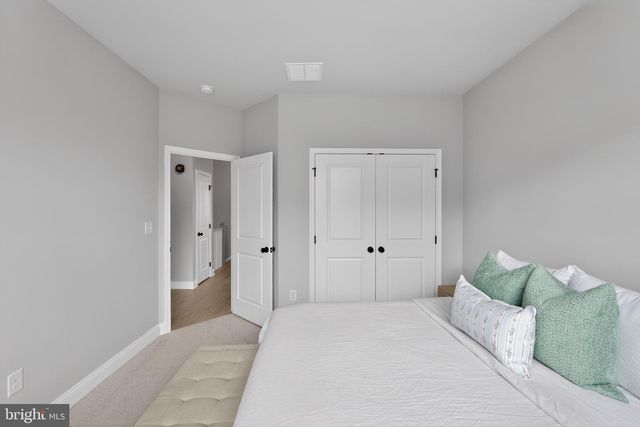 160 CHARLES LN, Harleysville, PA 19438