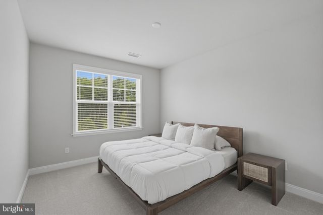160 CHARLES LN, Harleysville, PA 19438
