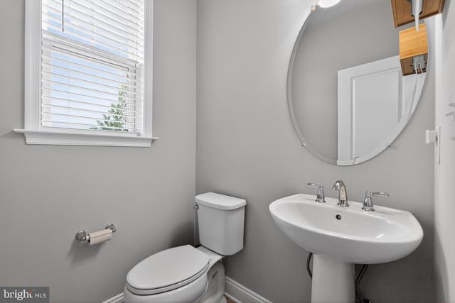 160 CHARLES LN, Harleysville, PA 19438