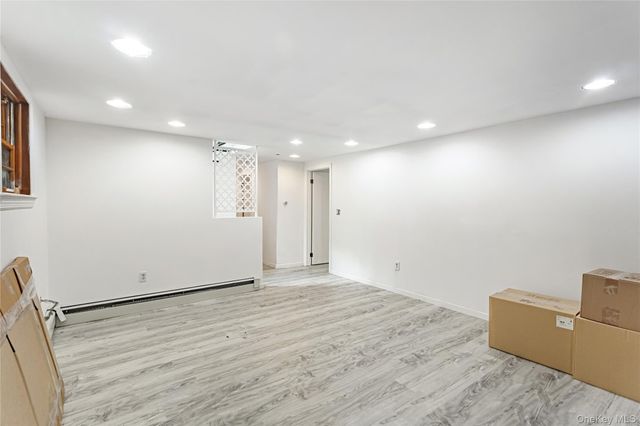 9 Catalpa Road N, Newburgh, NY 12550