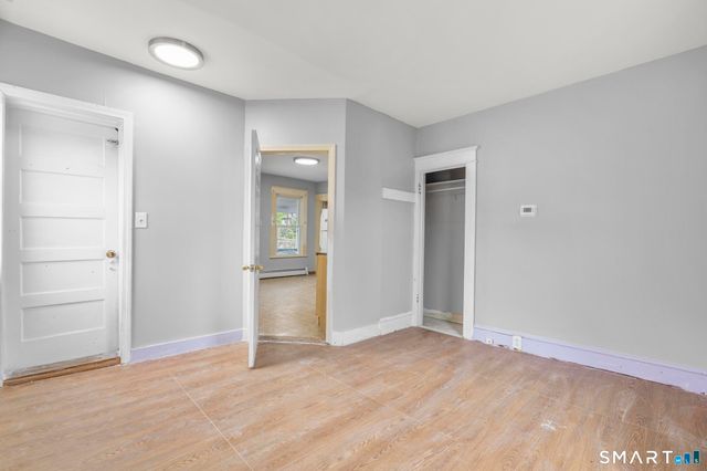 26 Rosemary Street, New London, CT 06320
