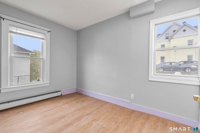 26 Rosemary Street, New London, CT 06320