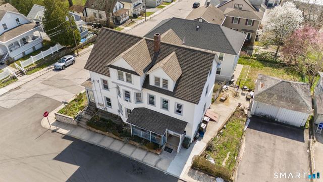 26 Rosemary Street, New London, CT 06320