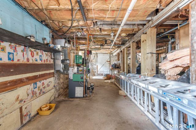 26 Rosemary Street, New London, CT 06320