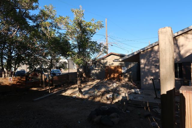 2228 John Street SE, Albuquerque, NM 87102