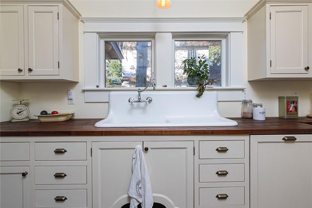 6002 SUWANEE AVENUE, Tampa, FL 33604