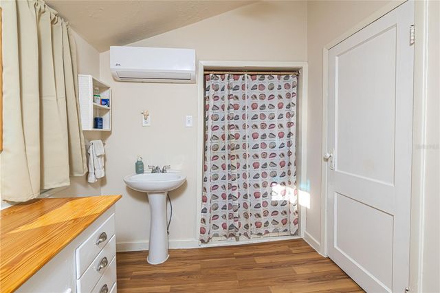 6002 SUWANEE AVENUE, Tampa, FL 33604