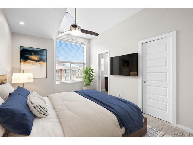 10137 Belvedere Loop, Lone Tree, CO 80124