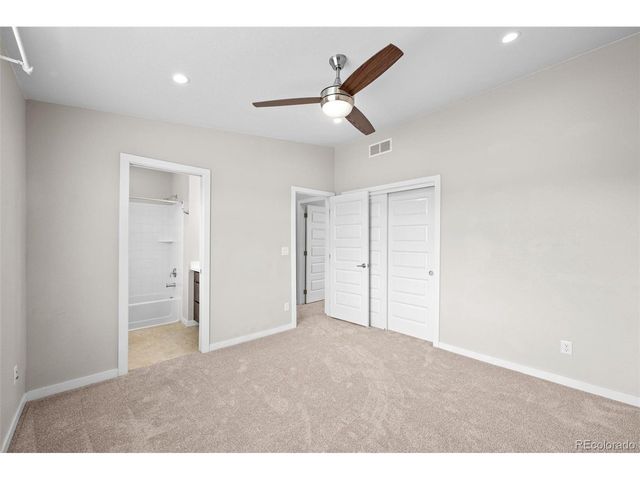 10137 Belvedere Loop, Lone Tree, CO 80124