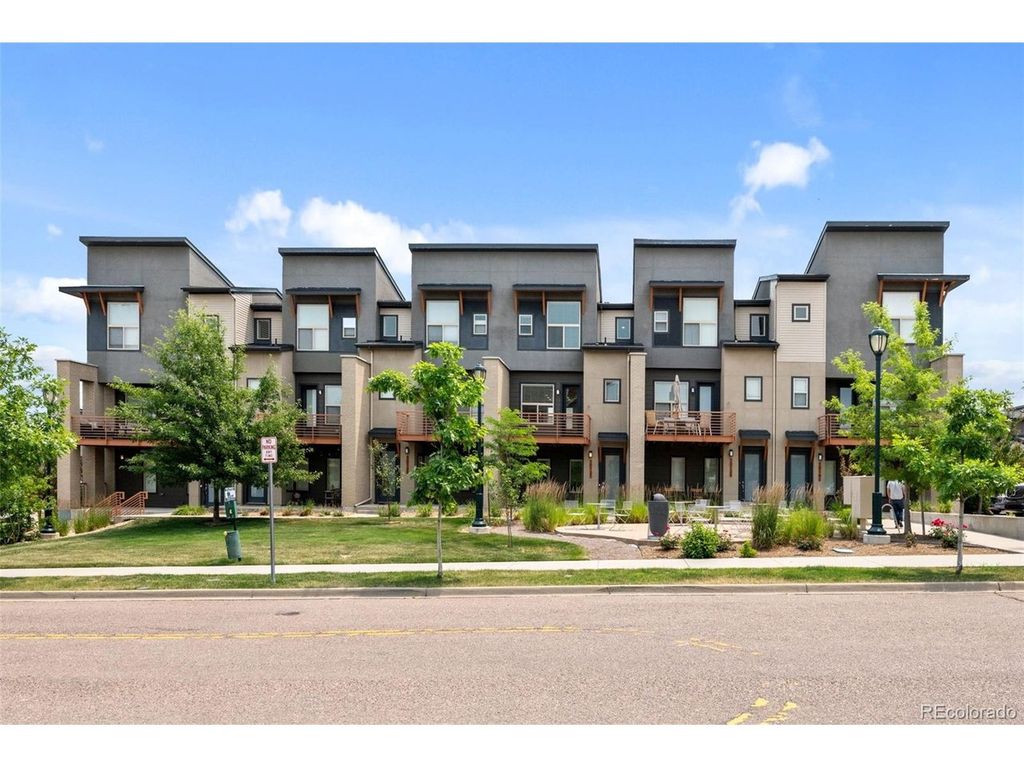 10137 Belvedere Loop, Lone Tree, CO 80124