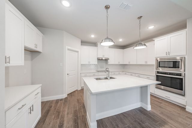241 Gardenia Drive, Azle, TX 76020