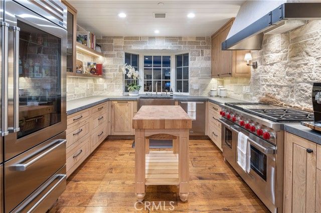 138 Emerald Bay, Laguna Beach, CA 92651