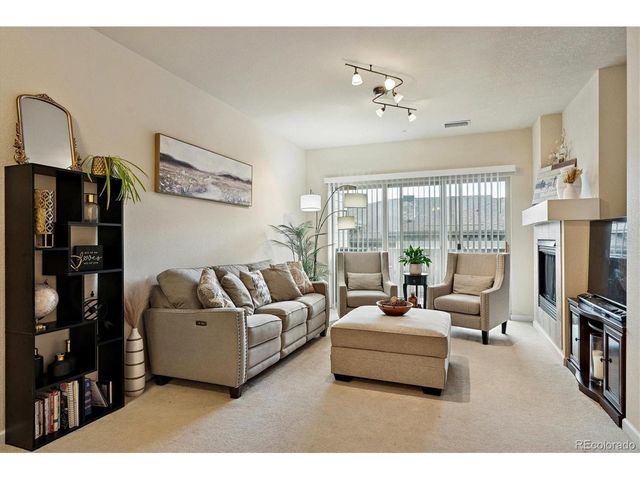 9370 Las Ramblas Ct R, Parker, CO 80134