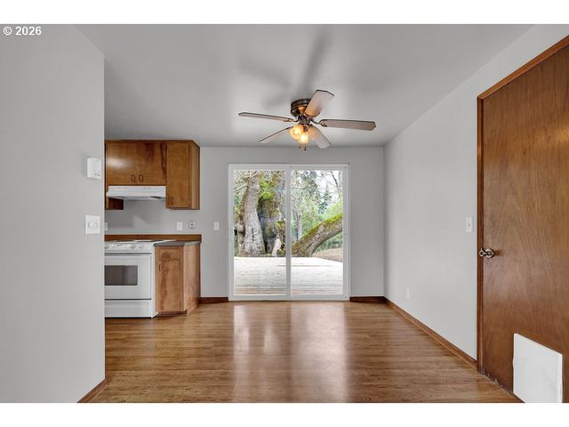 3256 MARVIN Dr, Eugene, OR 97404