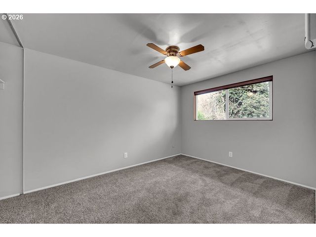 3256 MARVIN Dr, Eugene, OR 97404