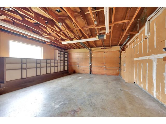 3256 MARVIN Dr, Eugene, OR 97404