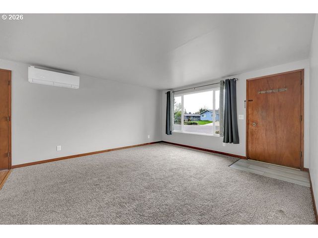 3256 MARVIN Dr, Eugene, OR 97404