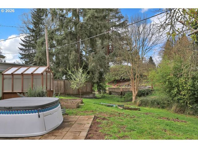 3256 MARVIN Dr, Eugene, OR 97404