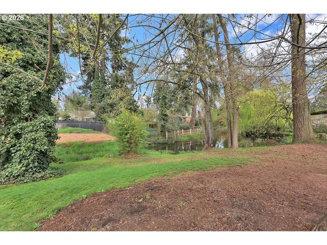 3256 MARVIN Dr, Eugene, OR 97404