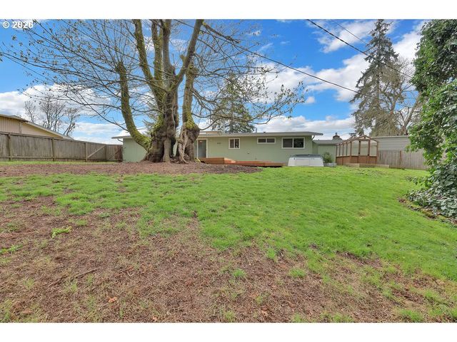 3256 MARVIN Dr, Eugene, OR 97404