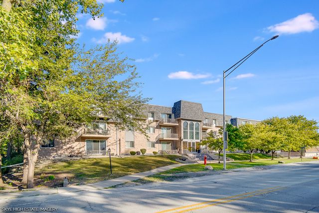 18855 Burnham Avenue 234, Lansing, IL 60438