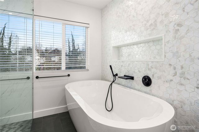 6519 Discovery Street E, Fife, WA 98424