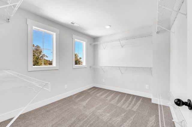 33 Charleston Cove Way, Clarksville, TN 37043