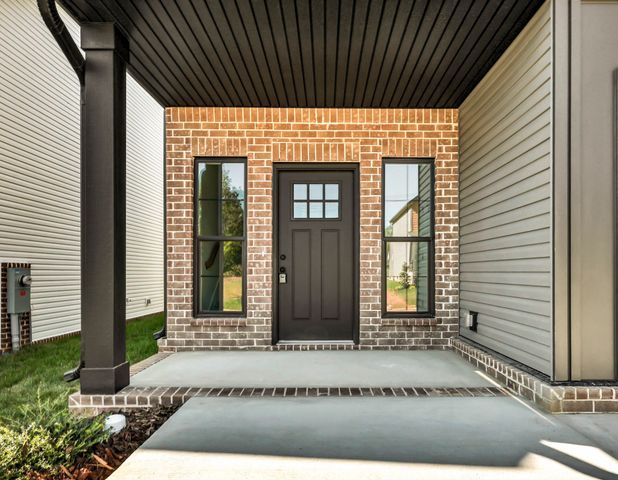 33 Charleston Cove Way, Clarksville, TN 37043