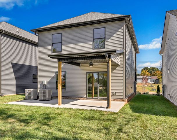 33 Charleston Cove Way, Clarksville, TN 37043